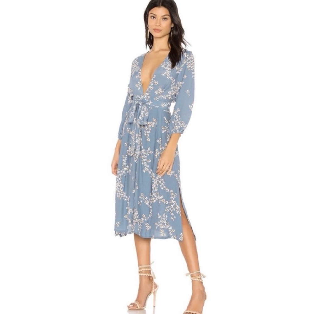 BRAND NEW Floral Blue Dress Faithfull the Brand Chloe Midi Dress - XS